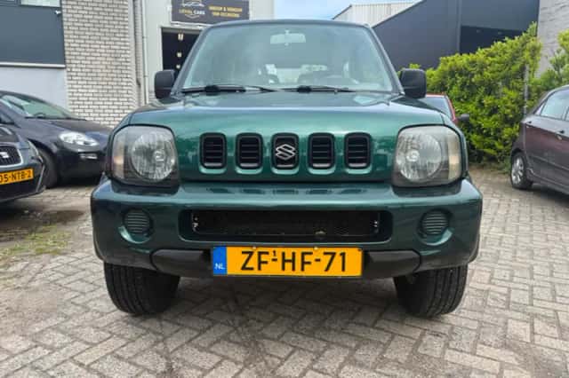 Suzuki Jimny (1999) thumbnail 5