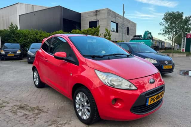Ford Ka (2010) thumbnail 2