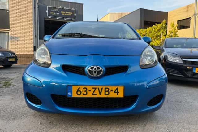 Toyota Aygo (2009) thumbnail 6