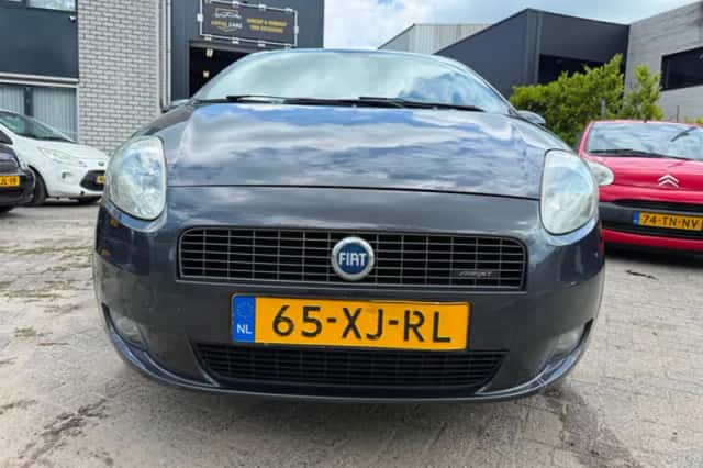 Fiat Grande Punto (2007) thumbnail 5