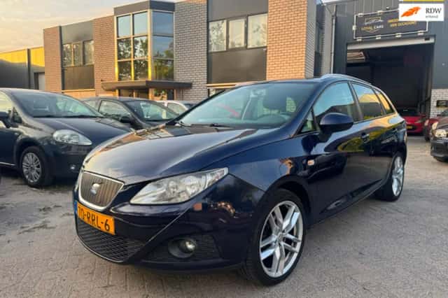 SEAT Ibiza (2011) thumbnail 1