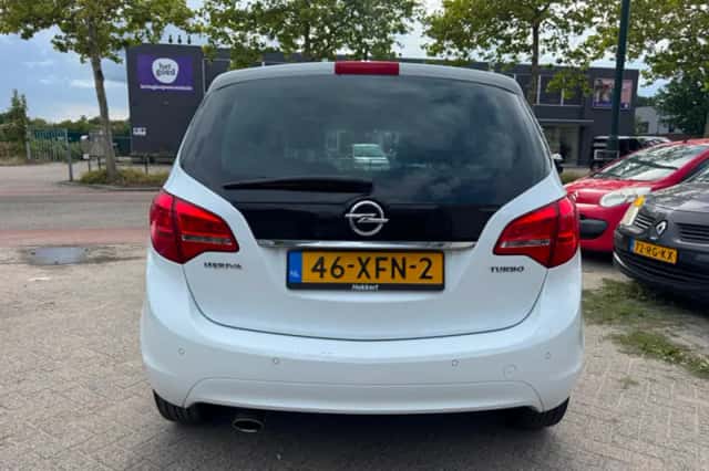 Opel Meriva (2012) thumbnail 6