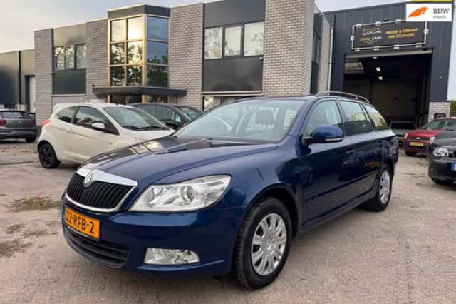 Škoda Octavia (2011) thumbnail 1