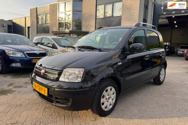 Fiat Panda (2012) thumbnail 1