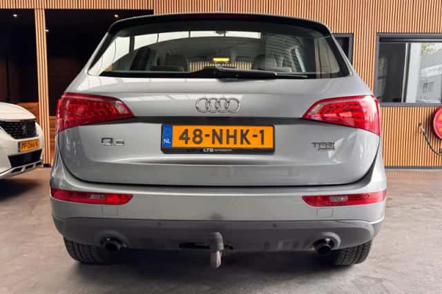 Audi Q5 (2010) thumbnail 5