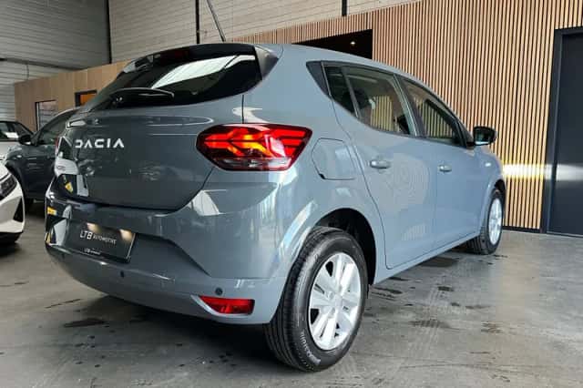 Dacia Sandero (2024) thumbnail 4