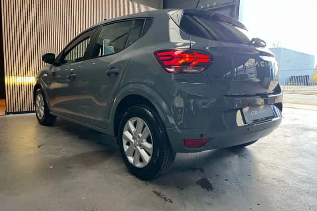 Dacia Sandero (2024) thumbnail 6