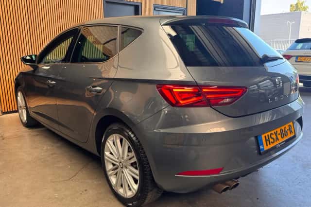 SEAT Leon (2018) thumbnail 6