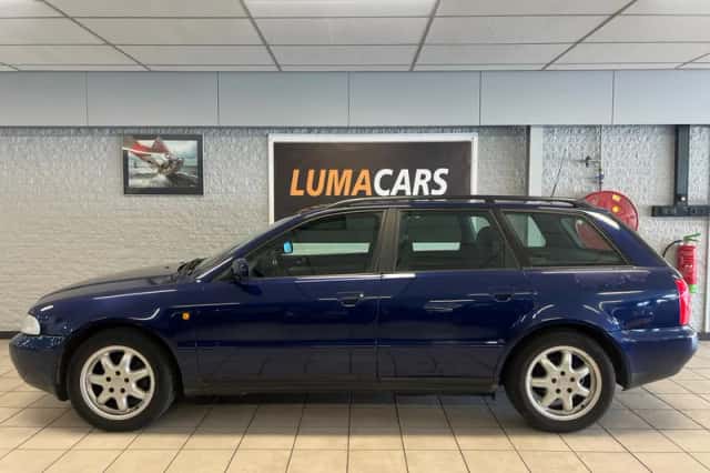 Audi A4 (1999) thumbnail 5