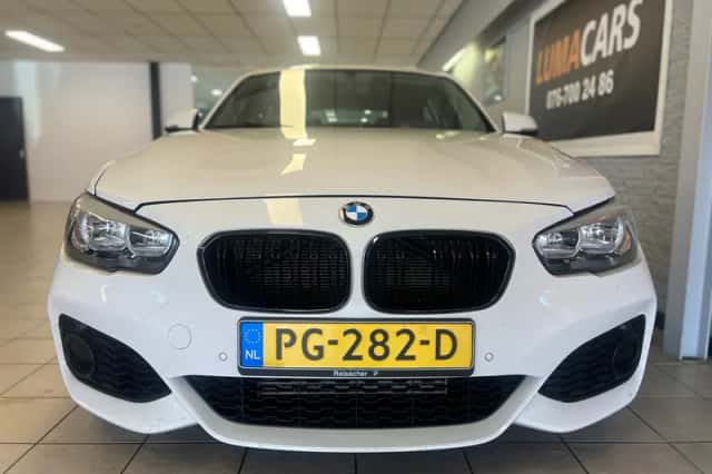 BMW 1-Serie (2012) thumbnail 2