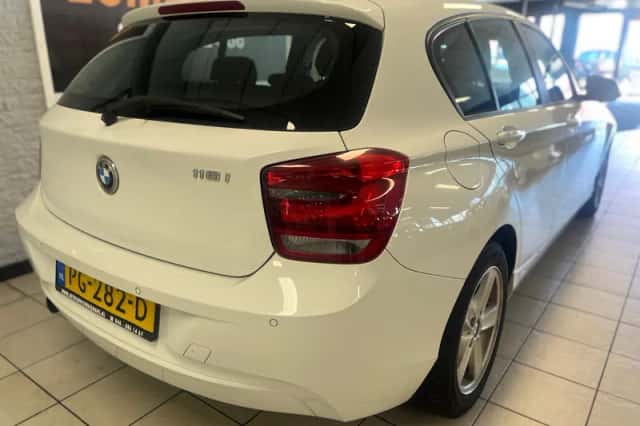 BMW 1-Serie (2012) thumbnail 6