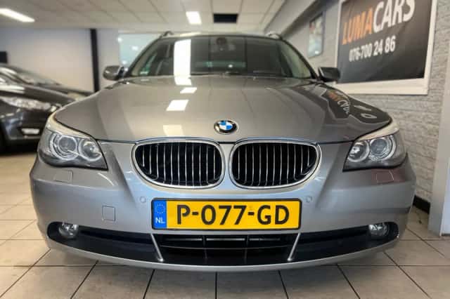 BMW 5-Serie (2007) thumbnail 2