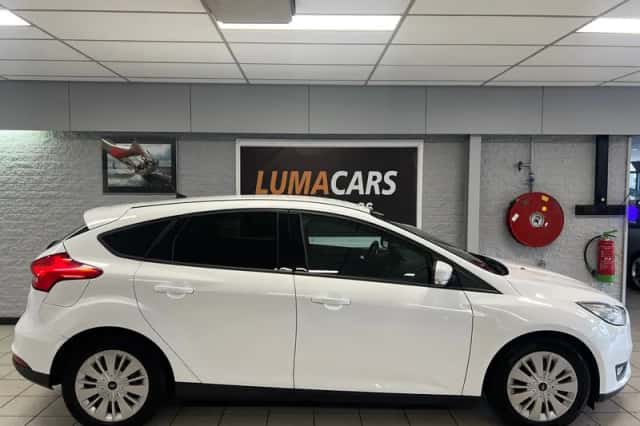 Ford Focus (2016) thumbnail 4