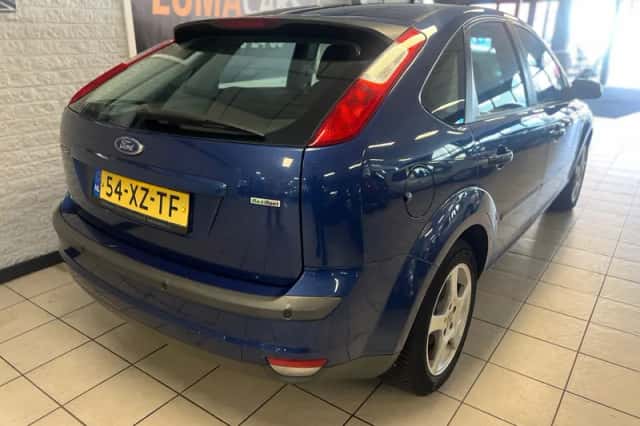 Ford Focus (2007) thumbnail 6