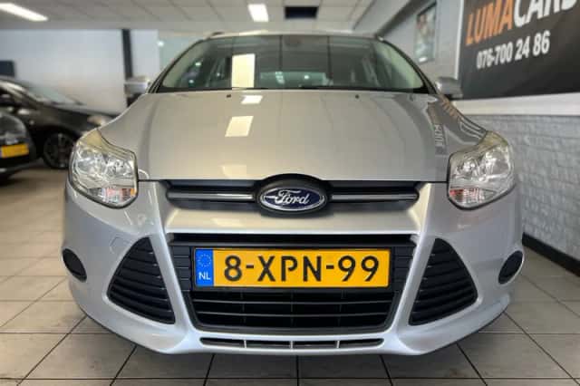 Ford Focus (2014) thumbnail 2