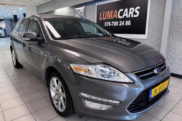 Ford Mondeo (2011) thumbnail 1