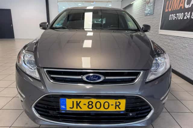 Ford Mondeo (2011) thumbnail 2