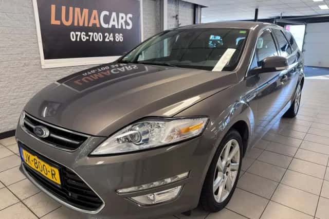 Ford Mondeo (2011) thumbnail 3