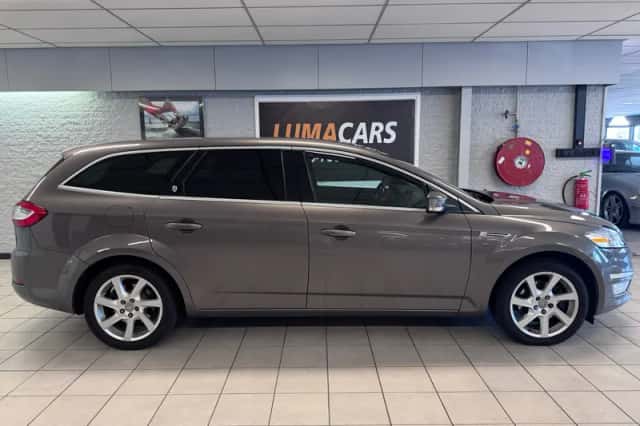 Ford Mondeo (2011) thumbnail 5