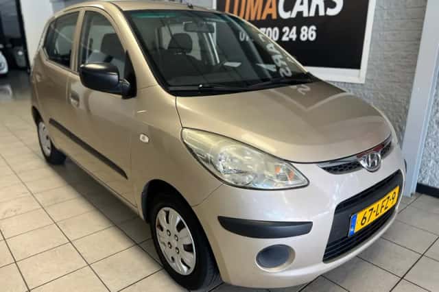Hyundai i10 (2010) thumbnail 1