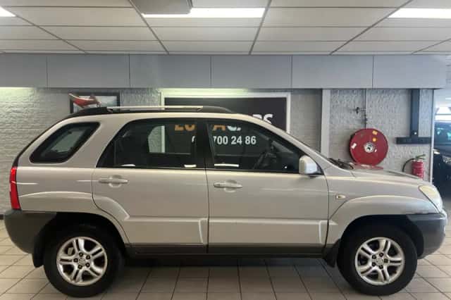 Kia Sportage (2005) thumbnail 4