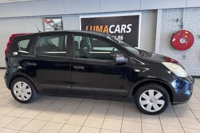 Nissan Note (2011) thumbnail 5
