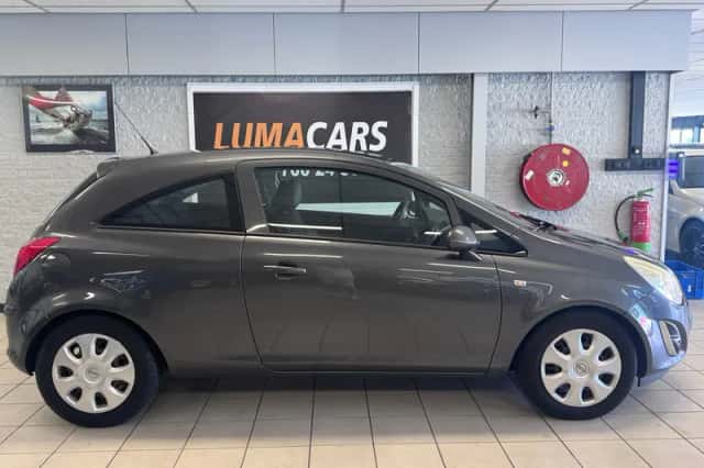 Opel Corsa (2012) thumbnail 4
