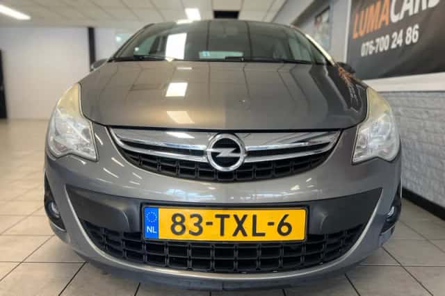 Opel Corsa (2012) thumbnail 2