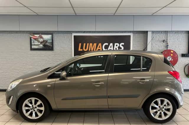 Opel Corsa (2012) thumbnail 5