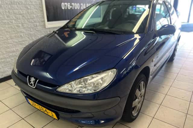 Peugeot 206 (2004) thumbnail 2