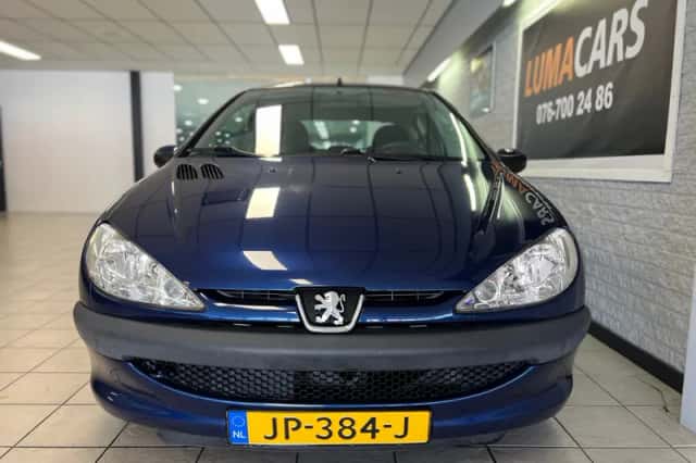 Peugeot 206 (2004) thumbnail 3