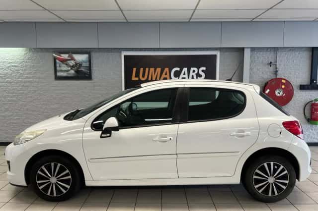 Peugeot 207 (2009) thumbnail 4