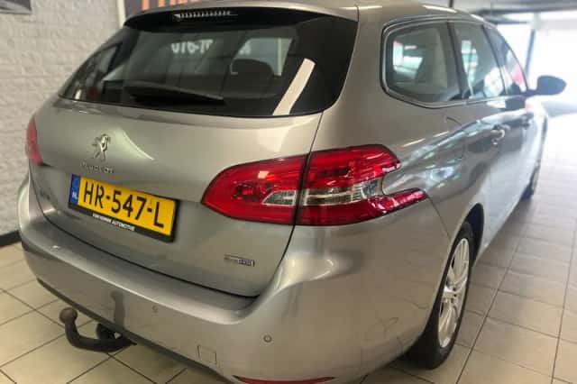 Peugeot 308 (2015) thumbnail 6