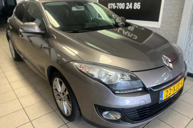 Renault Mégane (2012) thumbnail 1