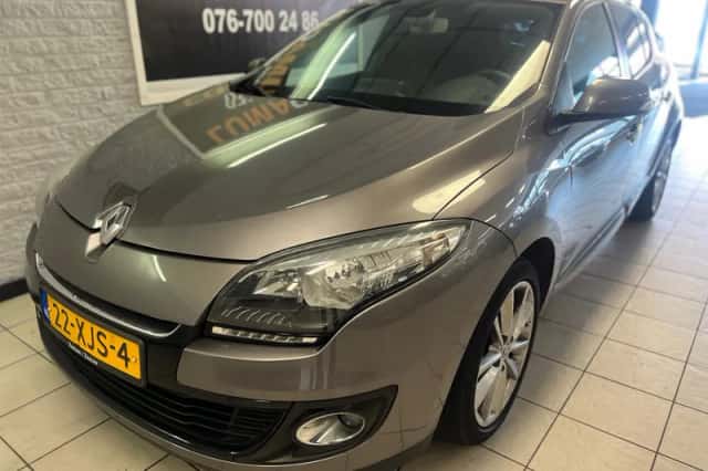 Renault Mégane (2012) thumbnail 2