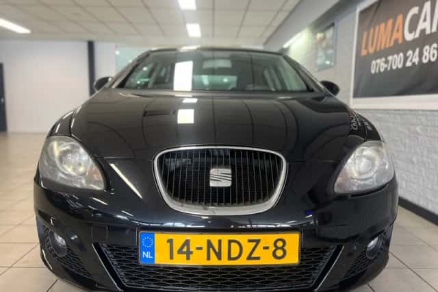 SEAT Leon (2009) thumbnail 2