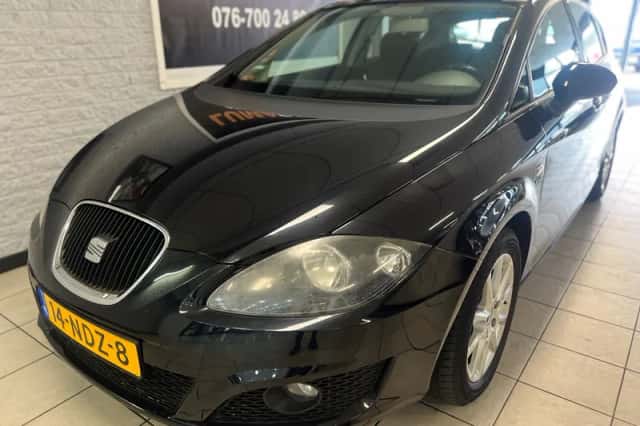 SEAT Leon (2009) thumbnail 3