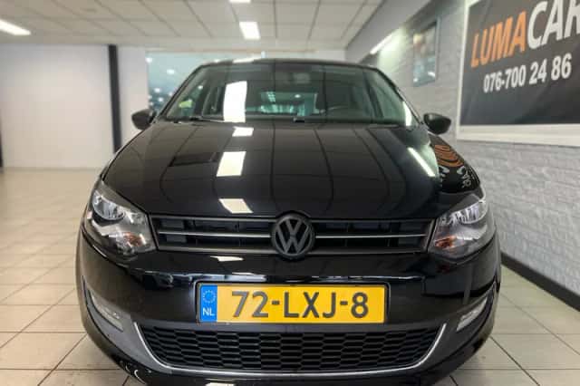 Volkswagen Polo (2010) thumbnail 2
