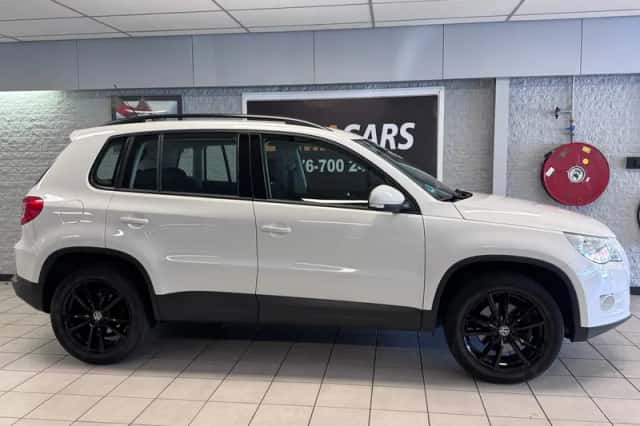 Volkswagen Tiguan (2011) thumbnail 4