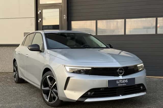 Opel Astra (2023) thumbnail 4