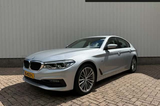BMW 5-Serie (2018) thumbnail 1