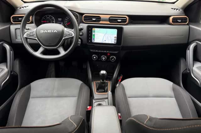 Dacia Duster (2024) thumbnail 5