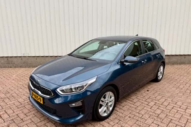 Kia Ceed (2019) thumbnail 4