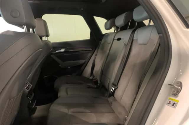 Audi SQ5 (2017) thumbnail 5