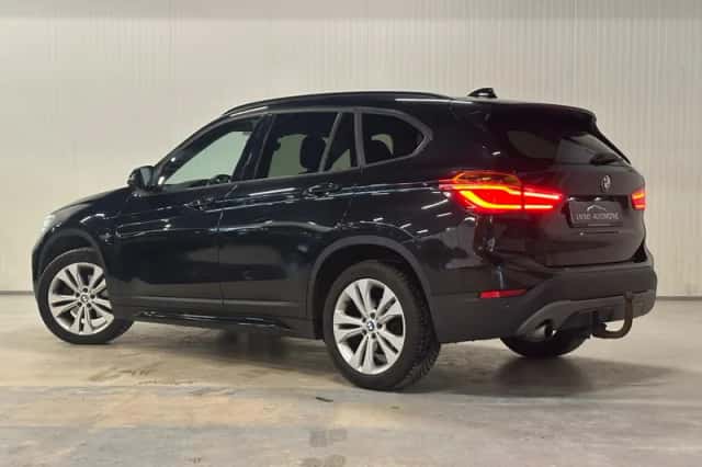 BMW X1 (2017) thumbnail 2