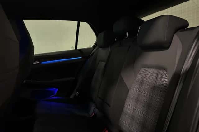 Volkswagen Golf (2021) thumbnail 5