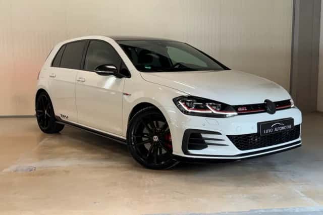 Volkswagen Golf (2019) thumbnail 4