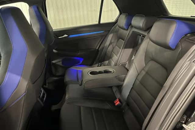 Volkswagen Golf (2021) thumbnail 5