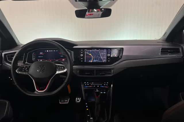 Volkswagen Polo (2023) thumbnail 3