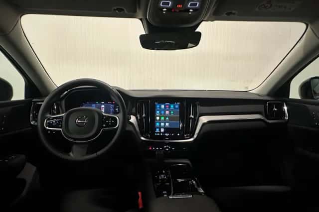 Volvo V60 (2024) thumbnail 3